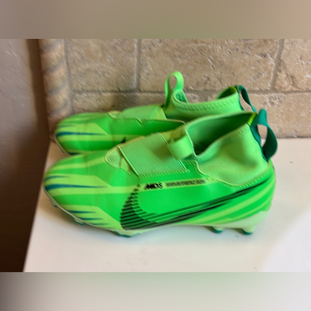 Nike MDs Air Zoom Lime Green Kids Soccer Cleats Sports - Picture 3 of 7